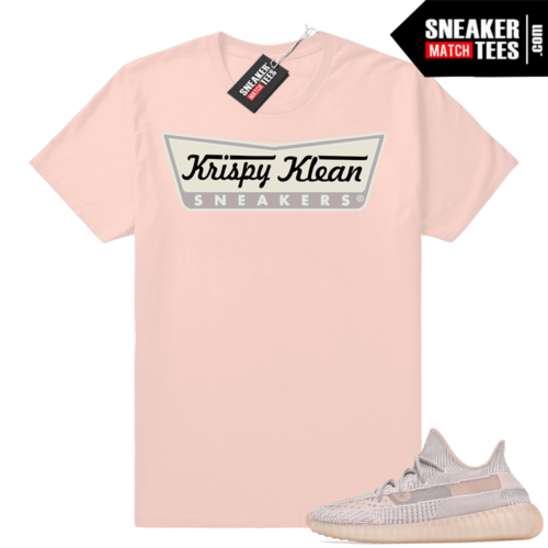 onsemble Yeezy Synth 350 sneaker tees